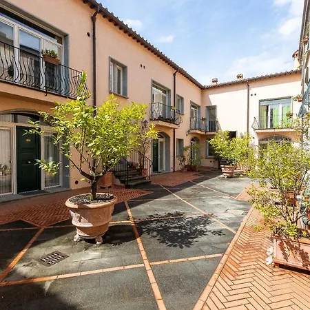 Palazzo Ghibellina By In * Florens