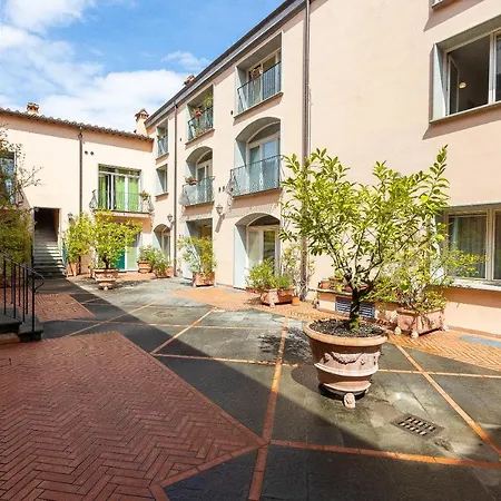 Palazzo Ghibellina By In Hébergement de vacances